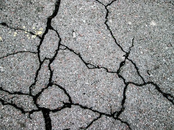 Cost of Driveway Crack Filling in Brownsburg